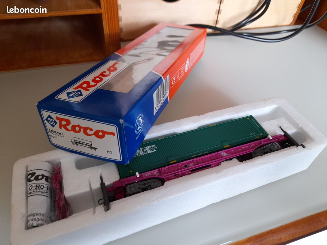 WAGON A PAROIS COULISSANTES SJ DE ROCO 77490