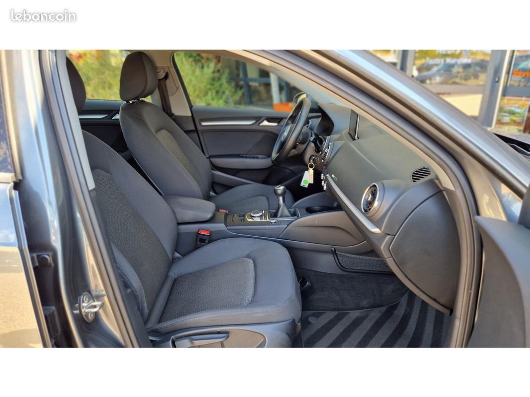 AUDI A3 Sportback 1.6 TDI - 110 Business Line (image 27)