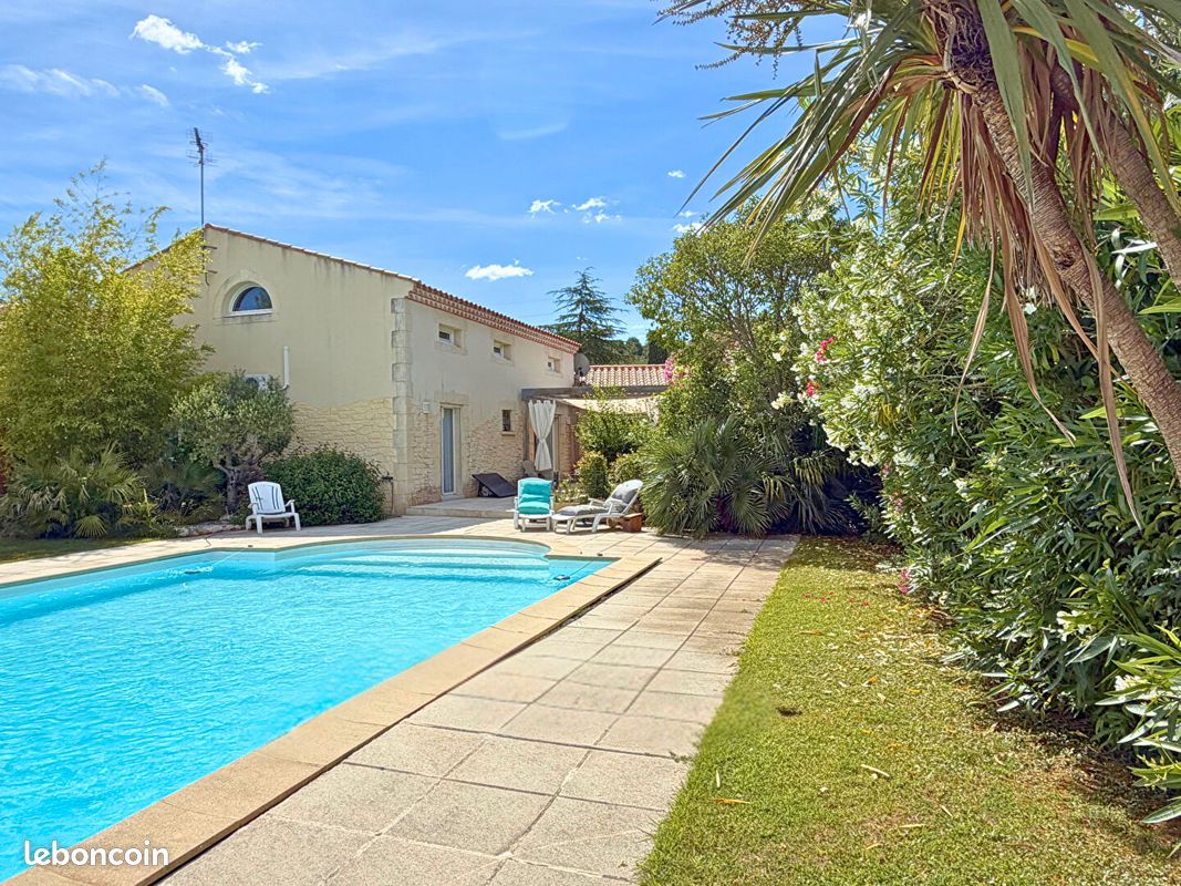 Maison 6 pièces 231 m² · à Grabels · 231 m² · 680 000 €