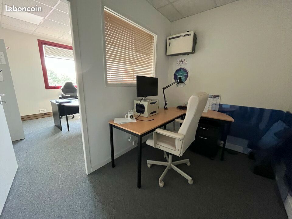 Bureaux 120 m² CHANTEPIE (image 5)
