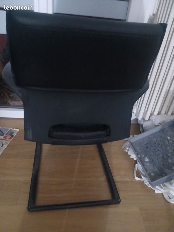 5 chaises en vrai cuir noir (image 5)