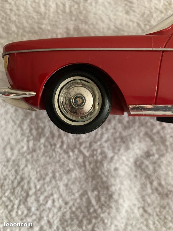 BMW 1600-2 Baur Coupe 1967 - creme 1:43 – Thomas Langejürgen
