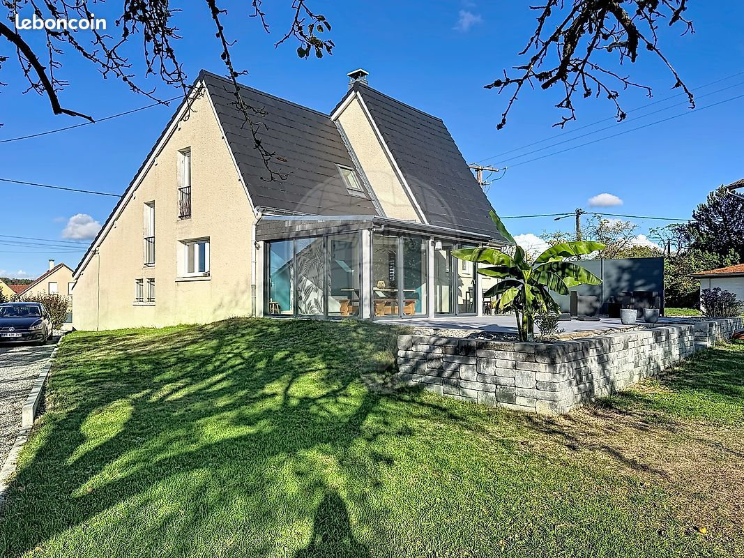 Maison 5 pièces 147 m² · à Abbévillers · 147 m² · 337 000 €