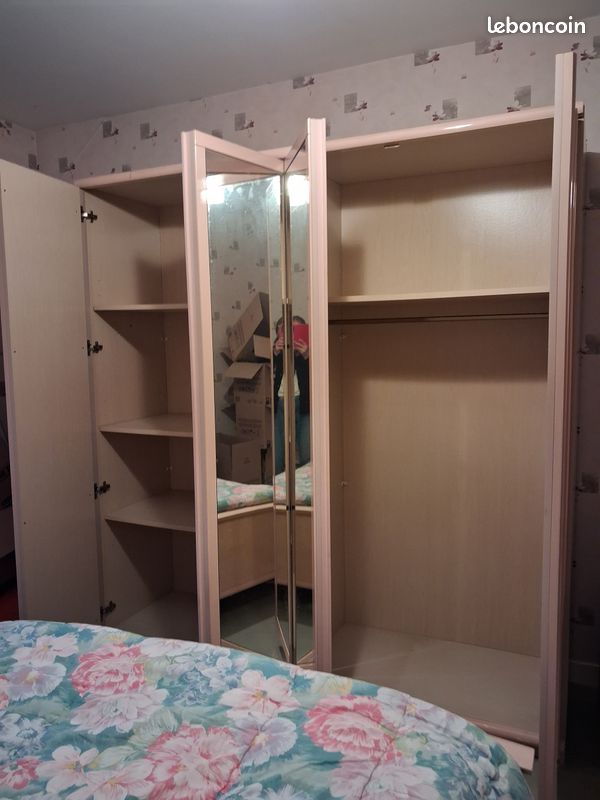 Lit double + armoire (image 4)
