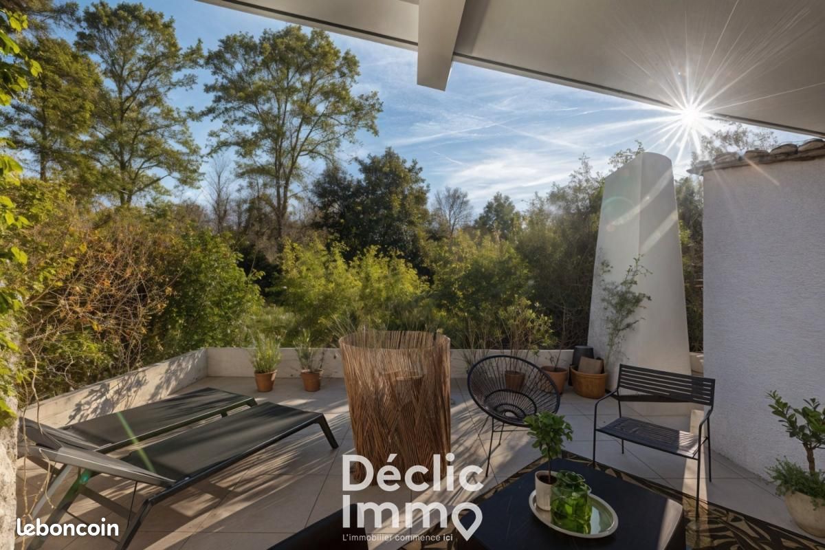 Maison 8 pièces 280 m² · à Bouliac · 280 m² · 945 000 €