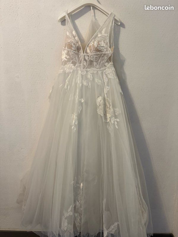 Robe de mariée (image 1)