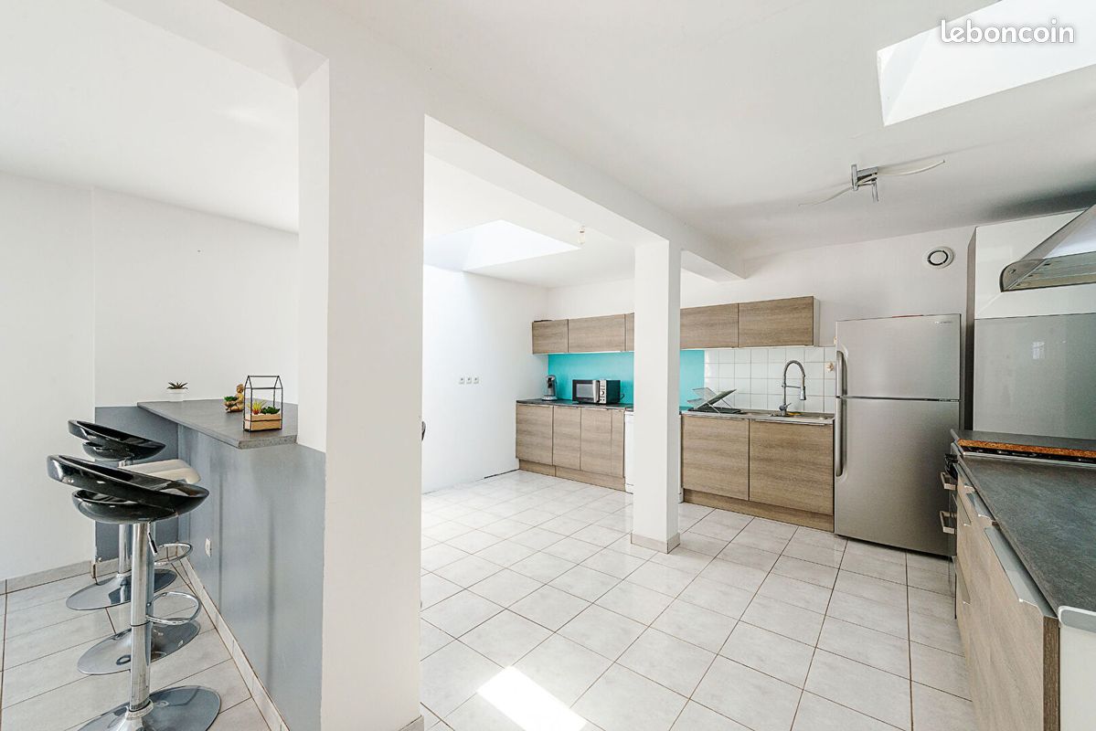 Maison 10 pièces 213 m² · à Saint-Amand-les-Eaux · 213 m² · 365 000 €