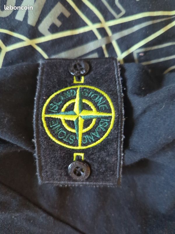 T-shirt (image 3)