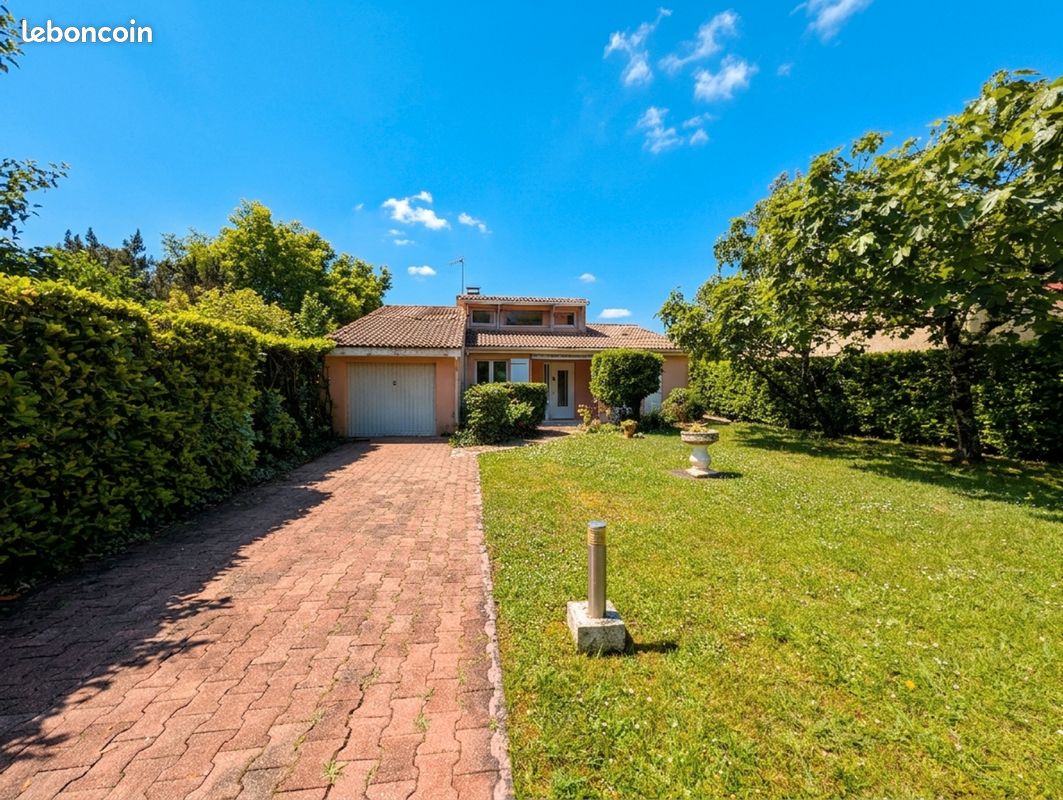 Maison 4 pièces 95 m² · à Tresses · 95 m² · 285 000 €
