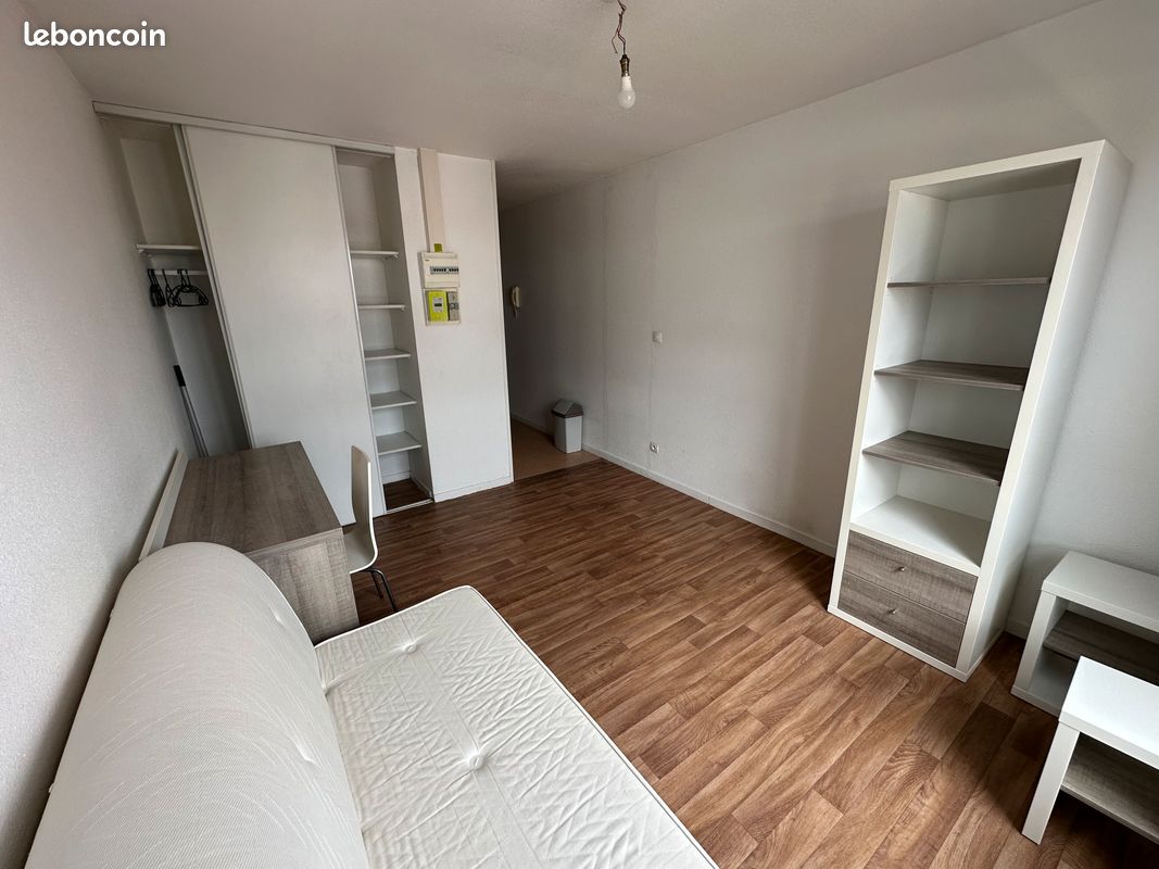 Appartement 1 pièce 19 m² · à Lille · 18,7 m² · 565 €/mois