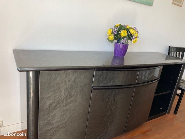 Commode (image 1)
