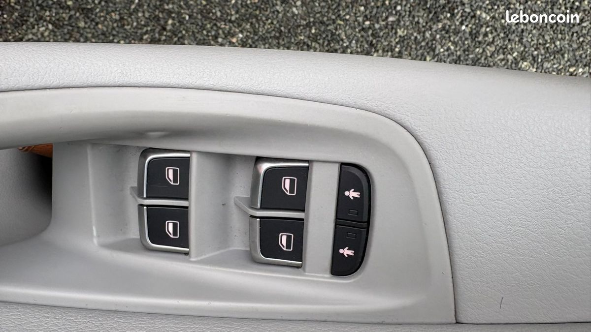 Audi A6 AVANT 2.0 TDI 136 CV AMBITION - GARANTIE 12 MOIS (image 32)