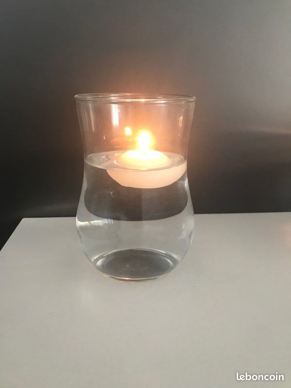 Bougeoir en verre (image 1)