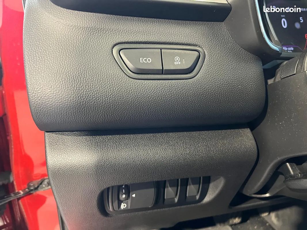 RENAULT Kadjar 1.2 130ch 130 Intens 2016 - 2018 - 87 500 km - Faible kilométrage - Boîte auto (image 21)