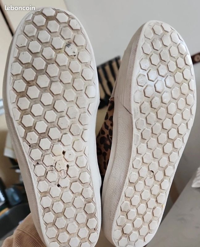 Baskets Montantes BCBG MAXAZRIA – Femme – Pointure 39 – Crème Imprimé Animal – Cuir