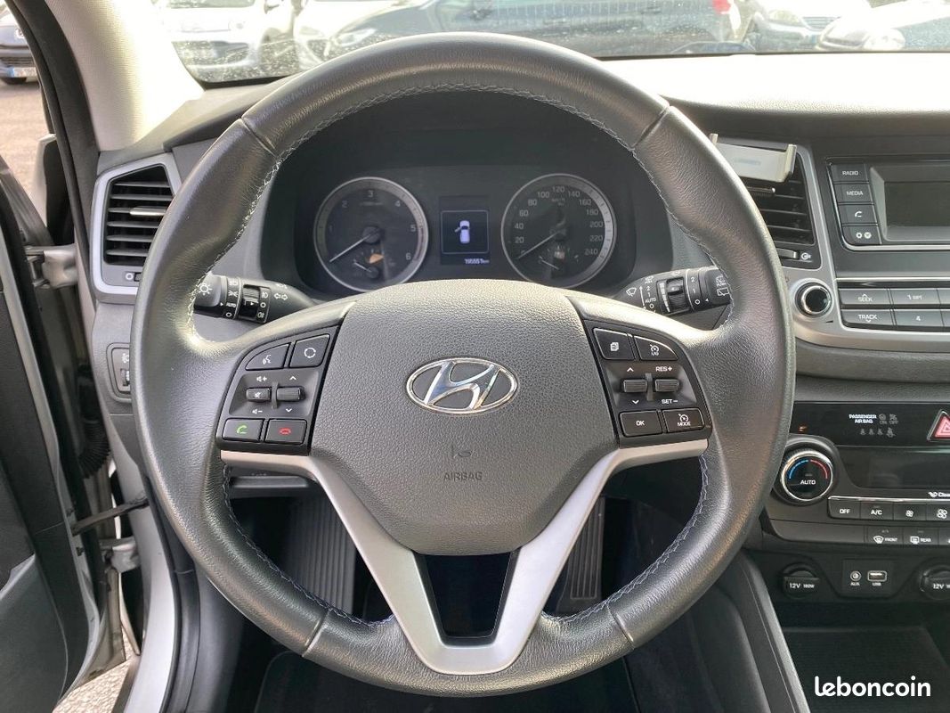 Hyundai Tucson 1.7 CRDI 115 BUSINESS 2WD (image 10)