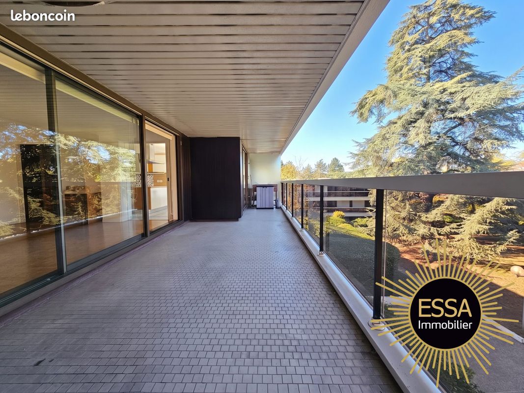 Appartement 5 pièces 135 m² · à Le Chesnay-Rocquencourt · 135 m² · 580 000 €