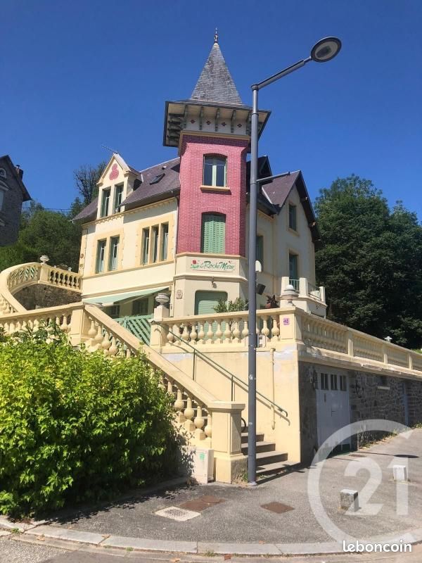 Maison 8 pièces 200 m² · à Bagnoles de l'Orne Normandie · 200 m² · 339 200 €