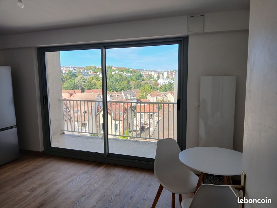 Appartement 1 pièce 22 m² · à Melun · 22 m² · 720 €/mois