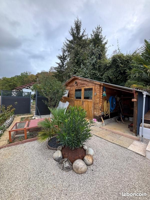 Maison 4 pièces 180 m² · à Coligny · 180 m² · 330 000 €