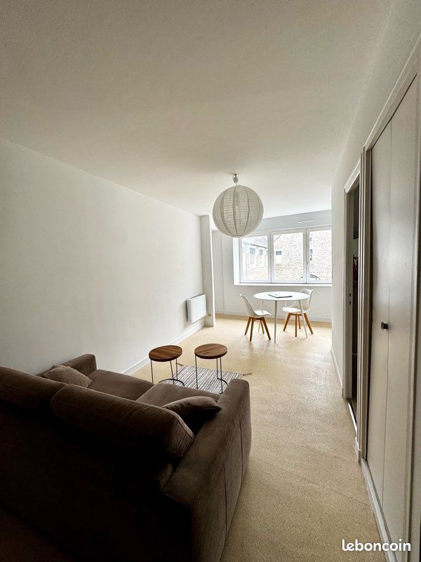 Appartement 1 pièce 33 m² · à Pont-l'Abbé · 33 m² · 520 €