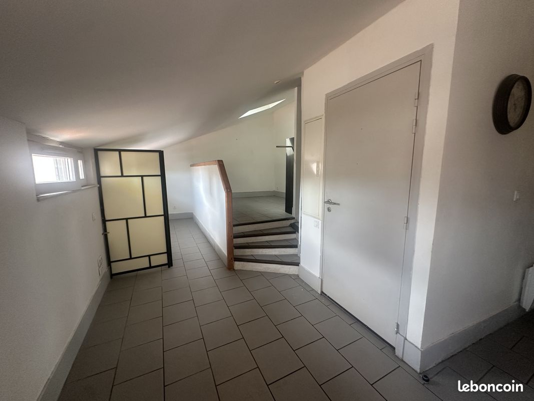 Appartement 2 pièces 29 m² · à Toulon · 29 m² · 370 €