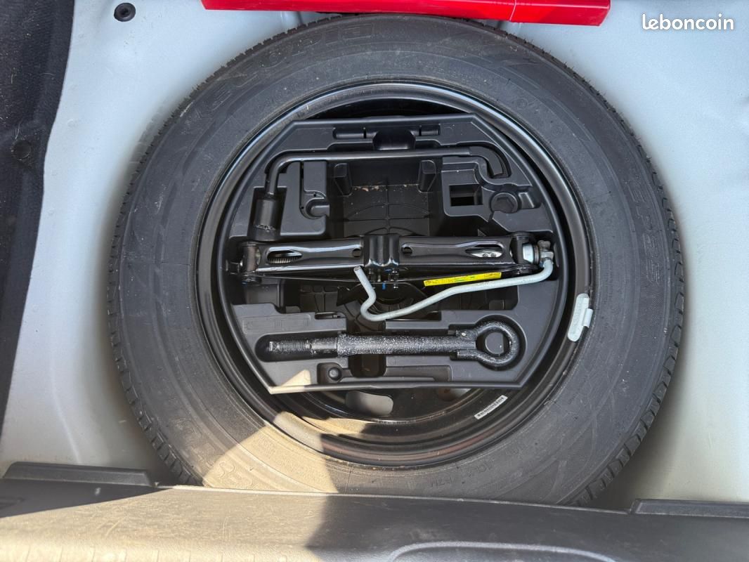 Peugeot 208 1.2 80 ch Active Business Start & Stop /Courroie neuve/CarPlay/Clim/Radar recul/Régul... (image 32)