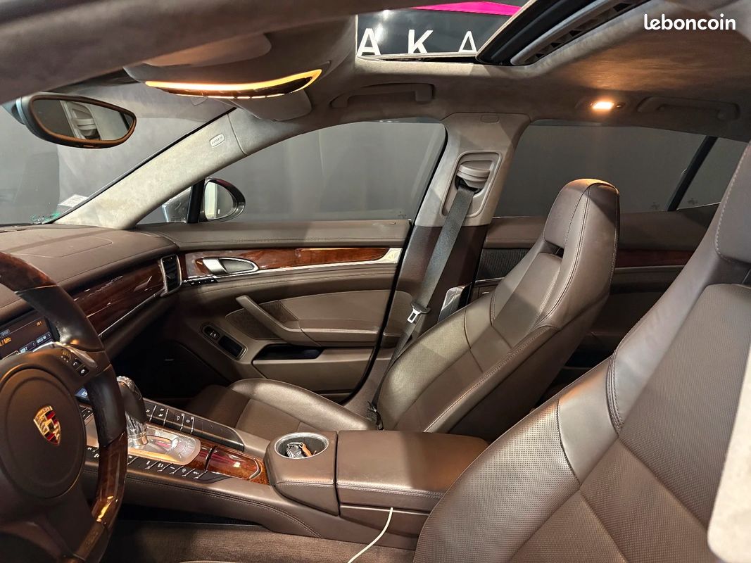 PORSCHE PANAMERA Turbo V8 4.8 500 PDK CÉRAMIQUES/TOIT OUVRANT/SUIVI PORSCHE (image 28)