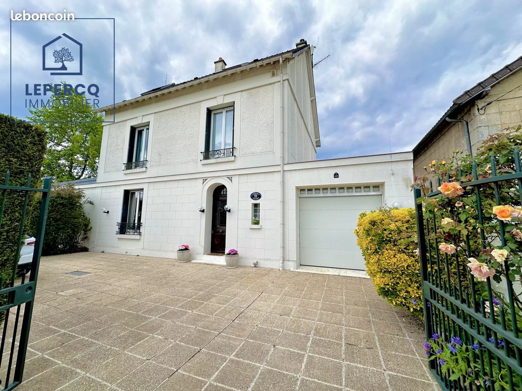 Maison 9 pièces 204 m² · à Villers-Cotterêts · 204 m² · 442 000 €