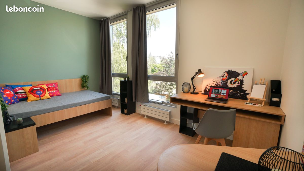 Appartement 1 pièce 18 m² · à Pontoise · 18 m² · 830 €/mois
