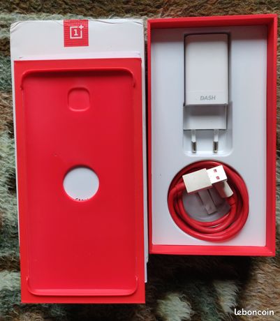 Smartphone OnePlus 3T 64 Go Gris - Double SIM - Occasion Très Bon état