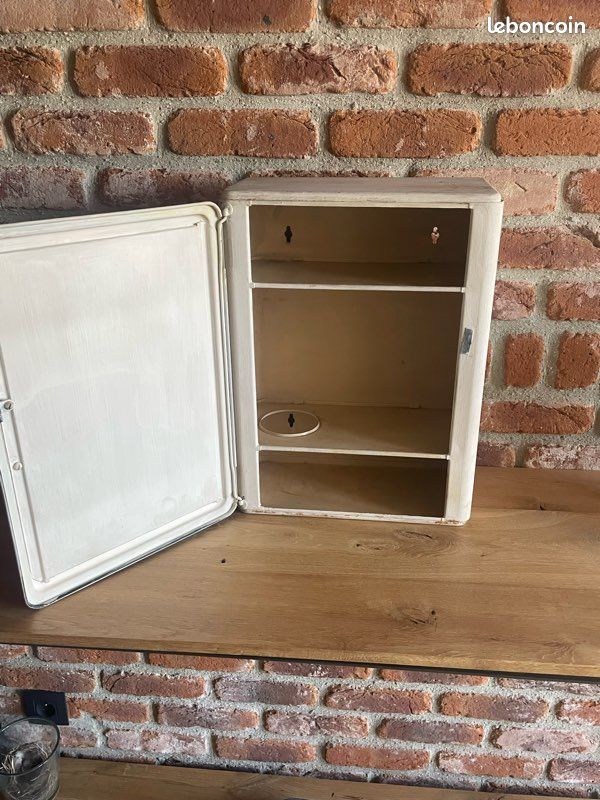 Ancienne armoire pharmacie (image 3)