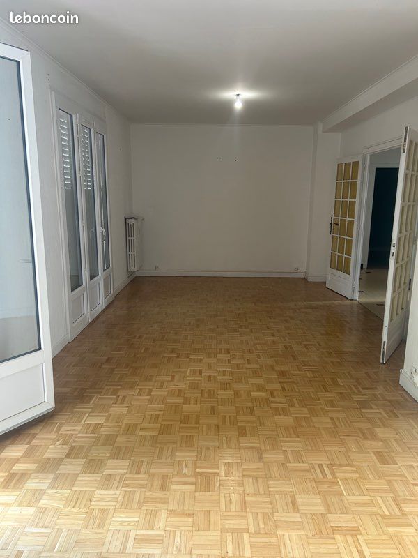 Appartement 3 pièces 80 m² · à Valence · 80 m² · 950 €