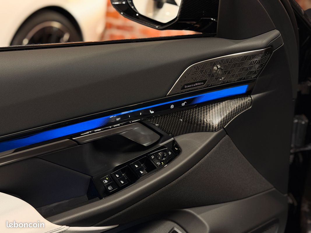 BMW M5 G90/G99 PHEV 727cv BVA8 XDrive - GARANTIE 07/2028 - CARBONE - Bower&Wilkins - HUD - IMMAT FRANCE (image 4)