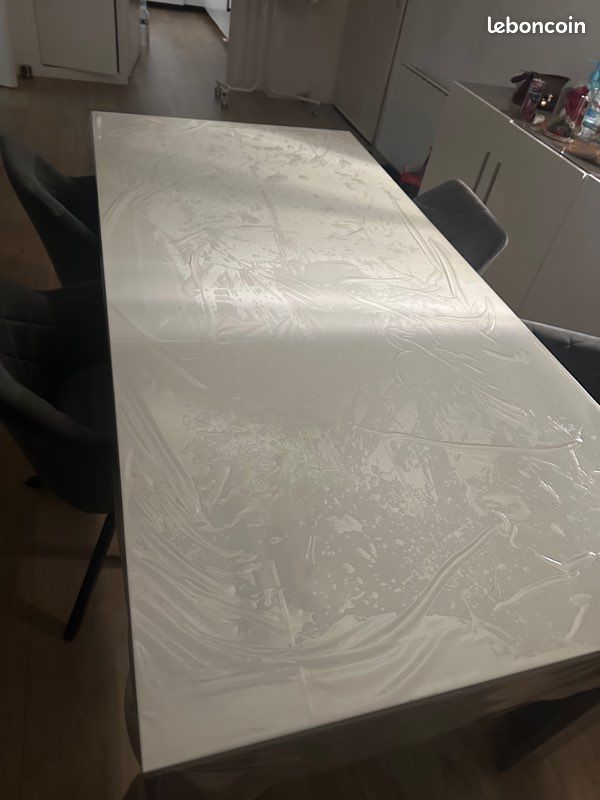 Table (image 1)