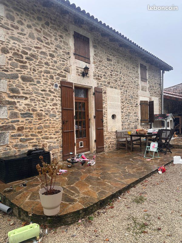 Maison 4 pièces 145 m² · au Lindois · 145 m² · 185 000 €