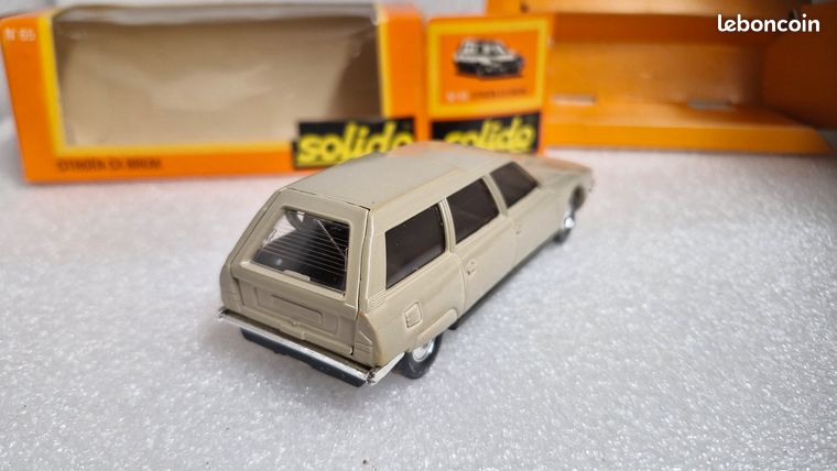 Modellautos Citroen CX 1/43 SpecialC Break Blin Freres Avec Figurine Sans Vitrine