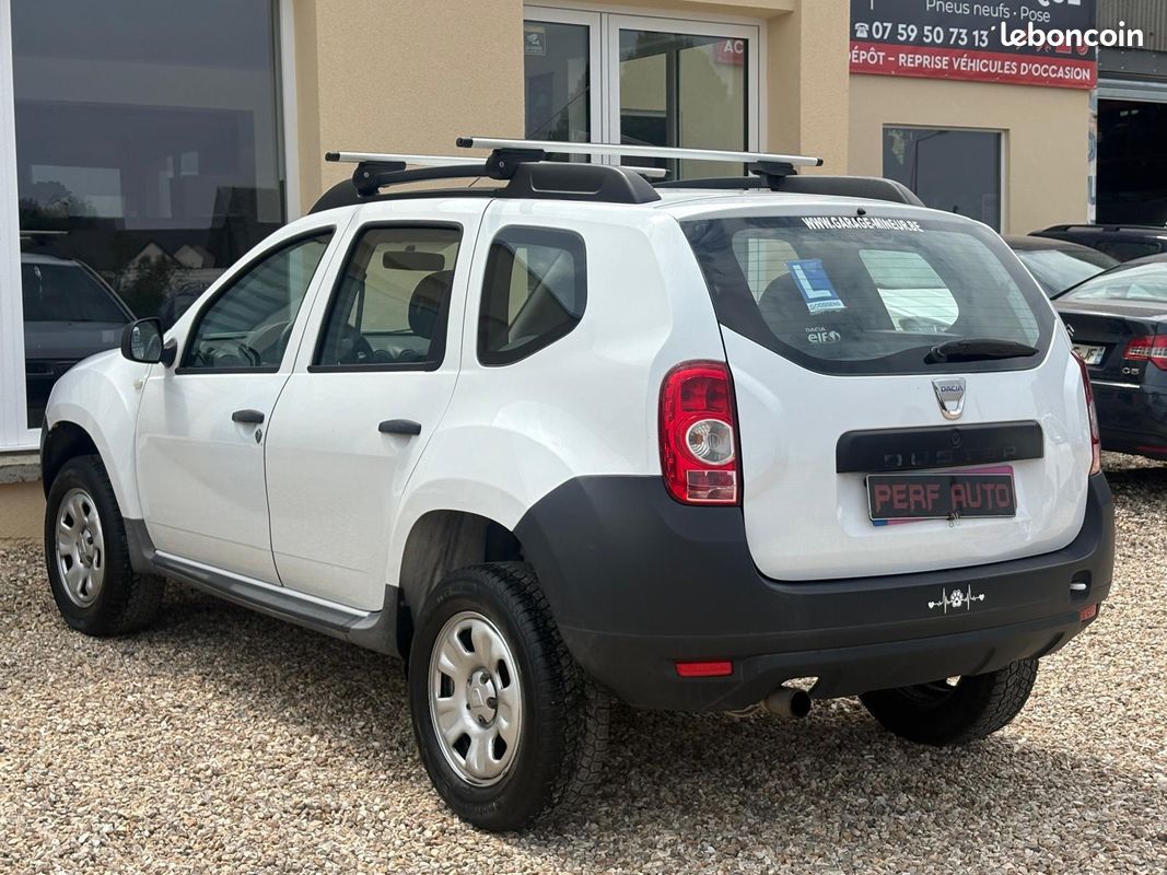 DACIA DUSTER 1.6 16v 105 4x2 Lauréate (image 4)