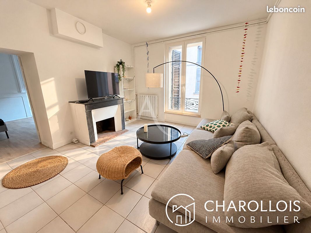 Appartement 5 pièces 146 m² · à Mâcon · 146 m² · 240 000 €