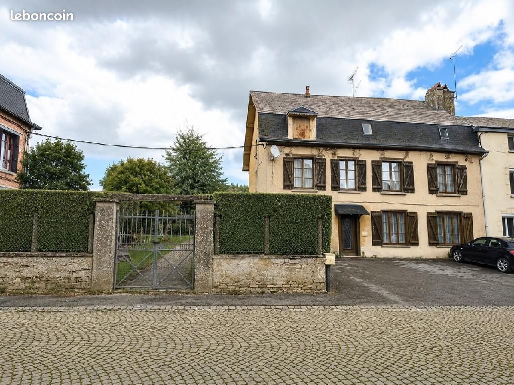 Maison 7 pièces 132 m² · à Château-Porcien · 132 m² · 159 000 €
