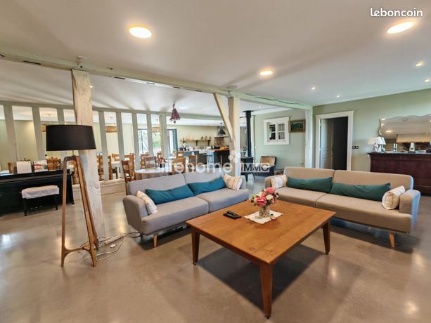 Propriété 7 pièces 280 m²