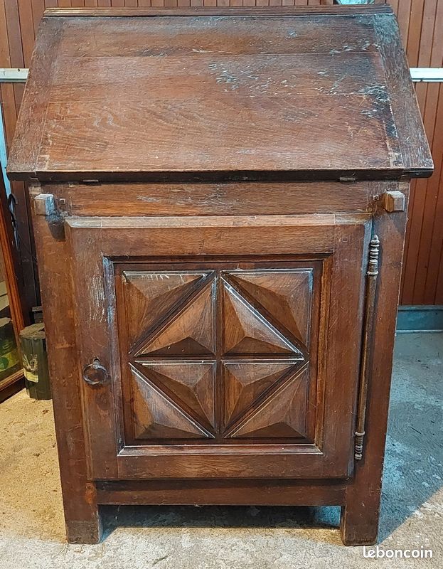 Scriban Bureau (image 1)