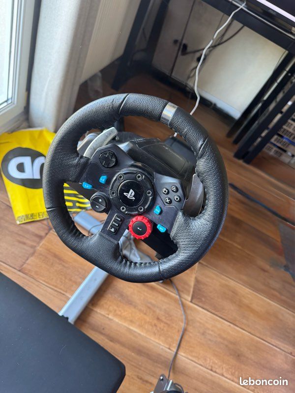 Logitech G29 avec levier de vitesse + PlaySeat Évolution (image 3)