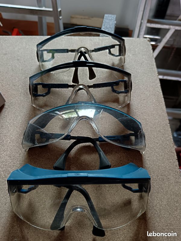 Lot lunettes de protection (image 1)