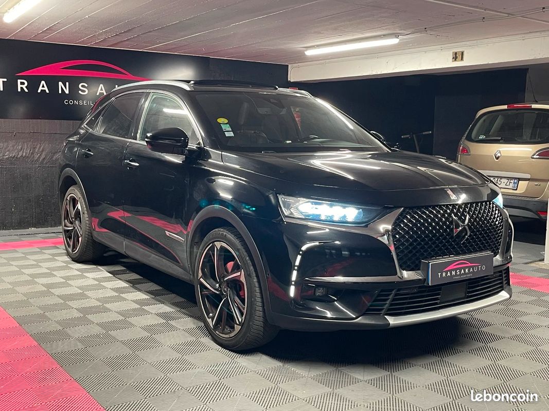 DS DS7 CROSSBACK BlueHDi 180 EAT8 Grand Chic / TOIT OUVRANT / CAMERA 360 / CAR PLAY / TRES BON ETAT 17380 (image 3)
