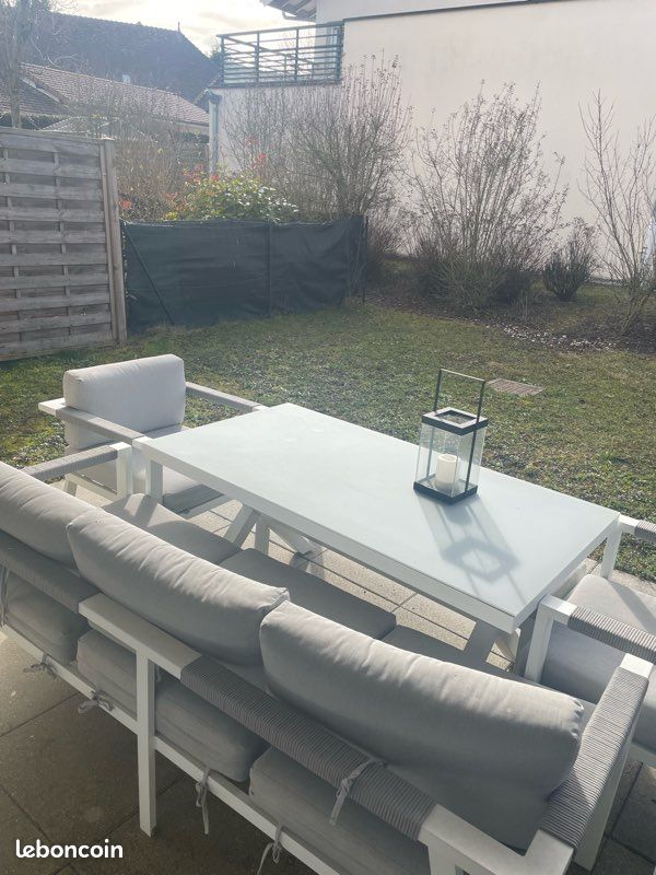 Appartement 4 pièces 77 m² · à Reignier-Ésery · 77 m² · 415 000 €