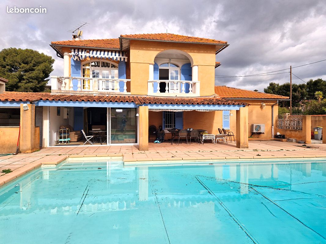 Maison 6 pièces 170 m² · à La Ciotat · 170 m² · 1 090 000 €