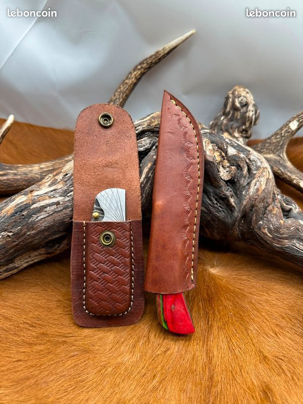 Set de Deux couteaux Damas artisanaux Manches en Bois avec étuis en cuir ref L151 (image 4)