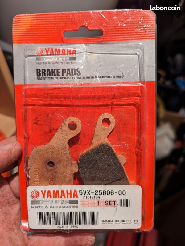 Plaquettes de frein arrière Yamaha 5VX-25806-00-00