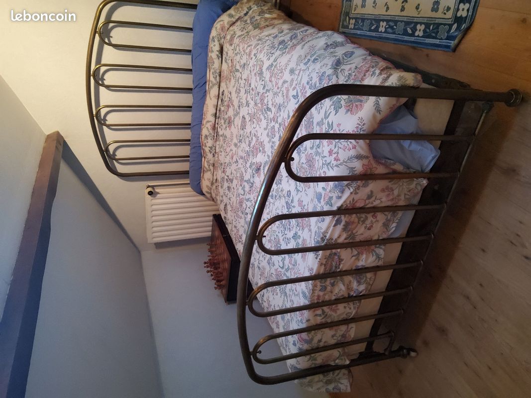 Lit en cuivre (image 1)